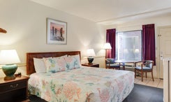 The Anchorage Inn | King Bed